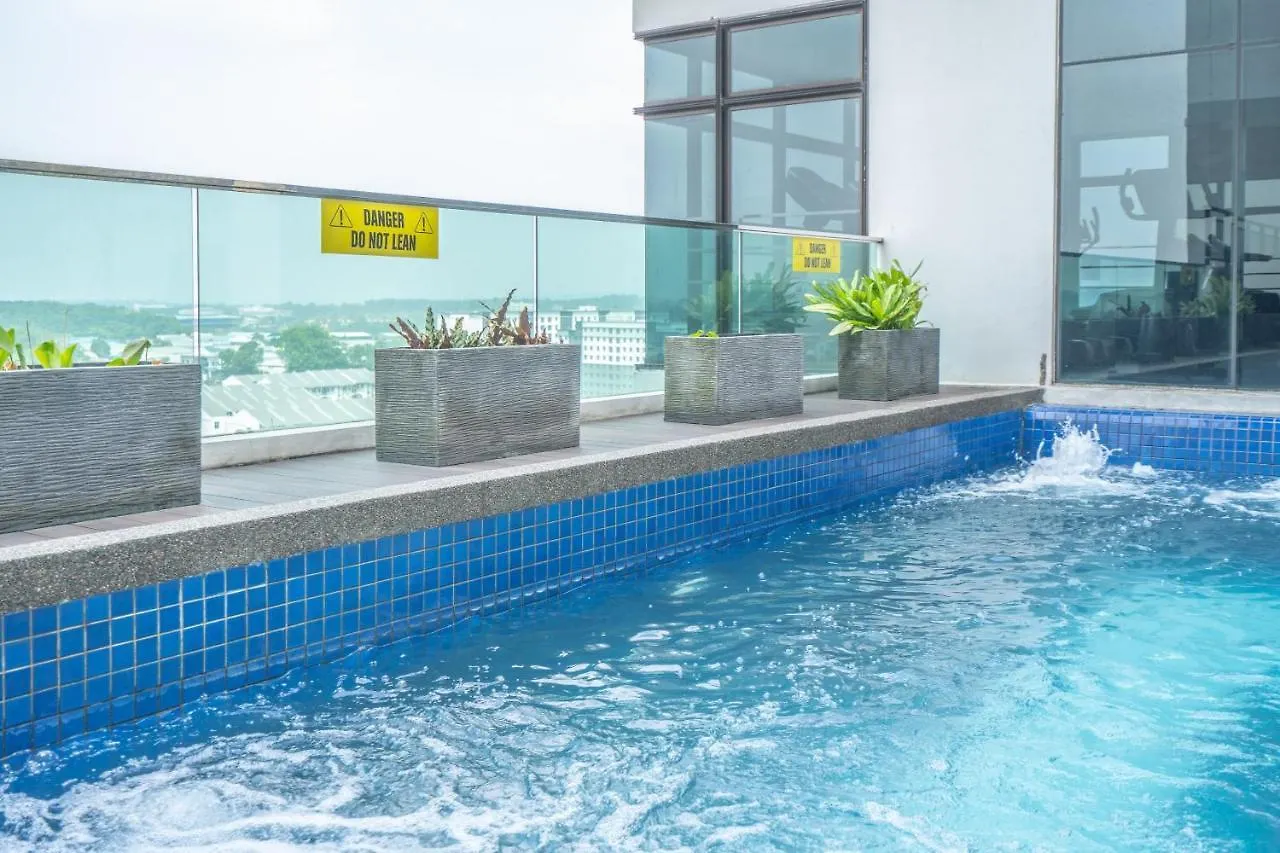 Oyo Home 90450 D' Summit Residence 1Bhk Yml 2128 Johor Bahru