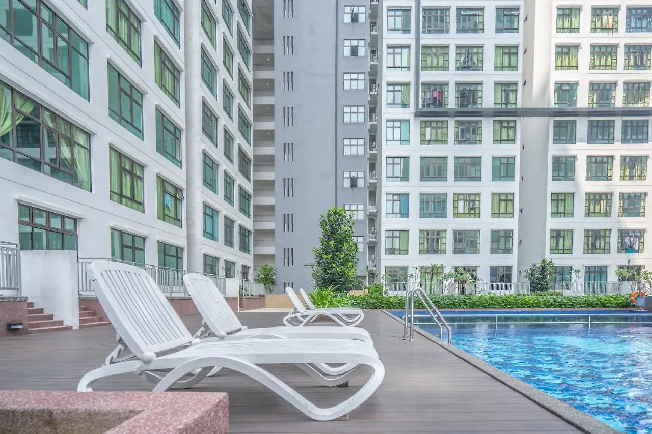 Oyo Home 90450 D' Summit Residence 1Bhk Yml 2128 Johor Bahru
